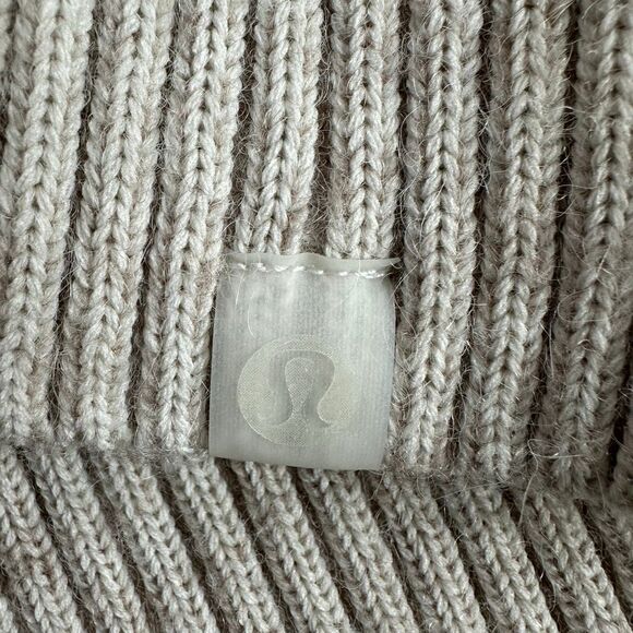 Lululemon XS Alpaca Wool-blend V-neck Sweater - Picture 6 of 10